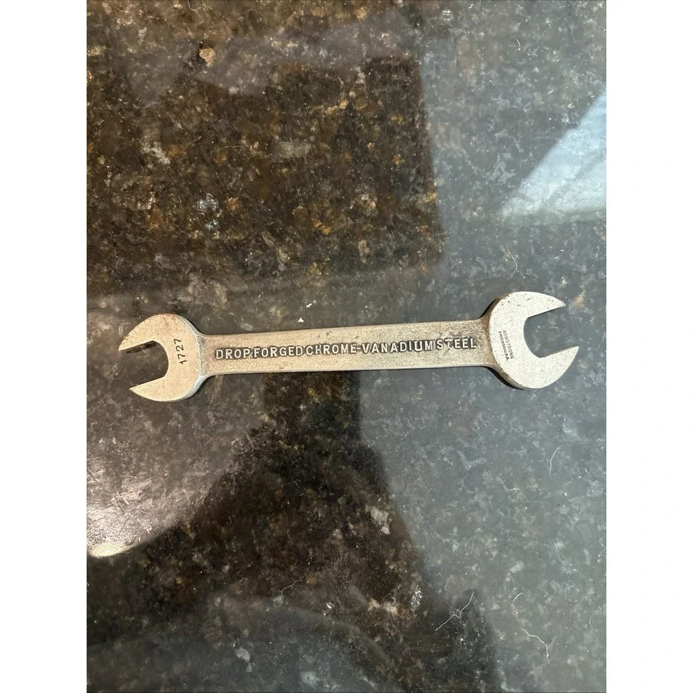 Vintage Armstrong Vanadium 3/8 x 7/16 Double Open End Wrench USA